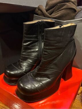 Vintage Enigma Black Patchwork Zipper Ankle Chunky Wooden Platforms